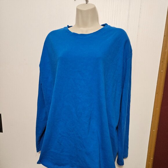 gravel roads Tops - Gravel roads arm pit to pit 22 length 24 1/2